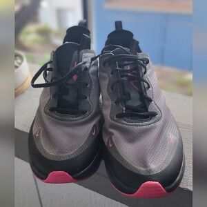 Nike Women's Air Max